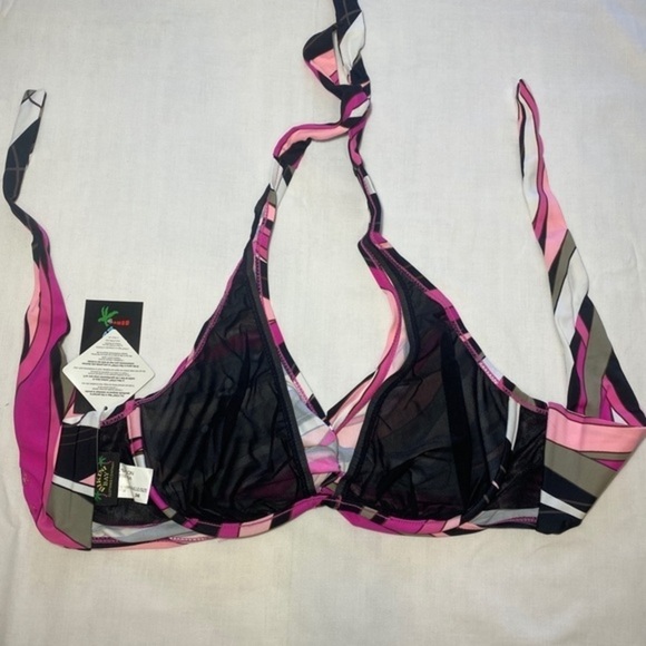 Bikini Bay halter top size‎ 36-D - Picture 3 of 5
